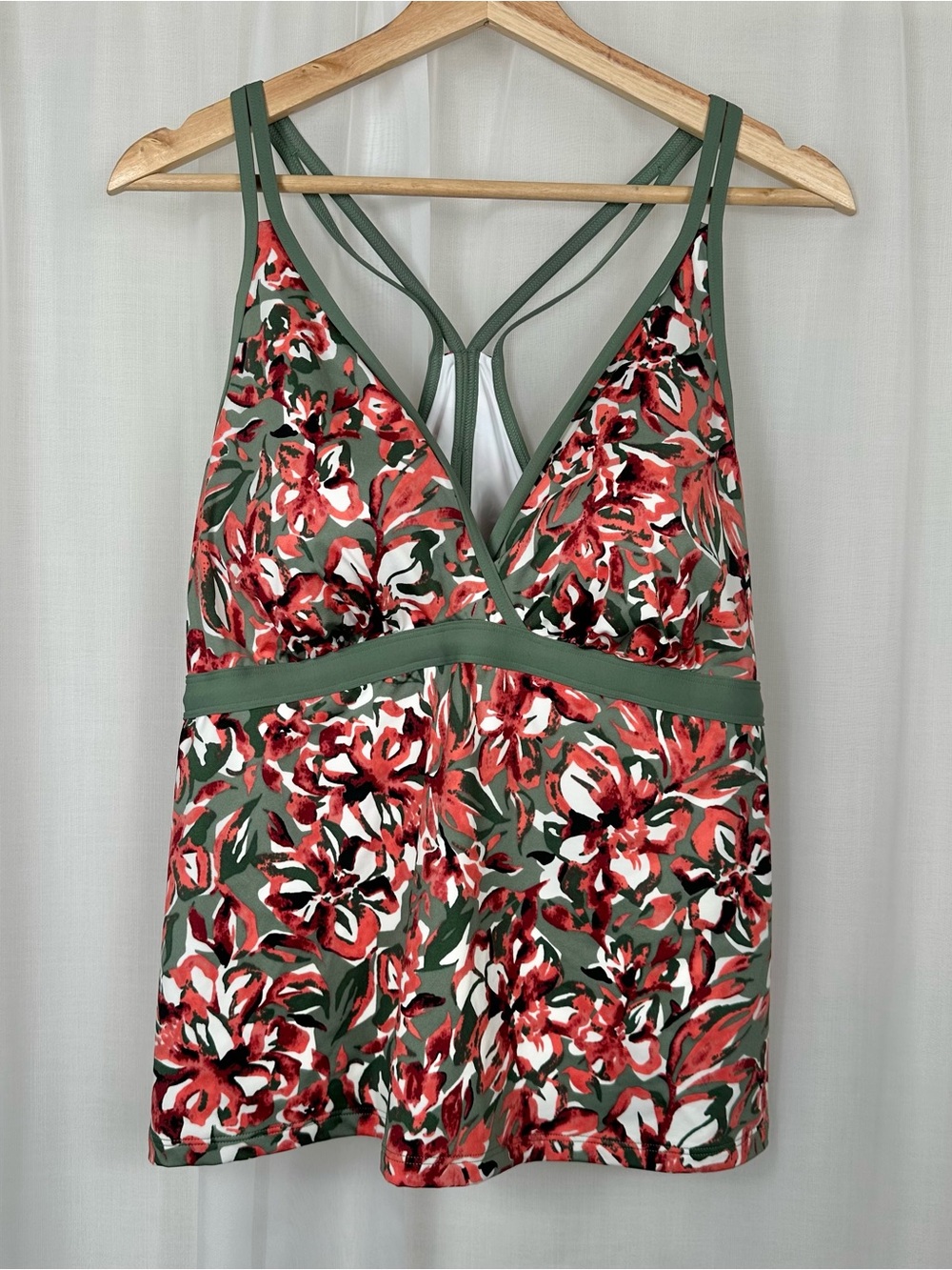 LL Bean Shaping Tankini Swim Top Size 18R Floral Print Tummy Control UPF‎ 50+
